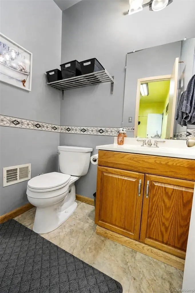 41768 Hanford Road Canton Charter Township MI 48187
