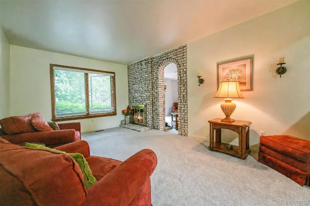 41768 Hanford Road Canton Charter Township MI 48187