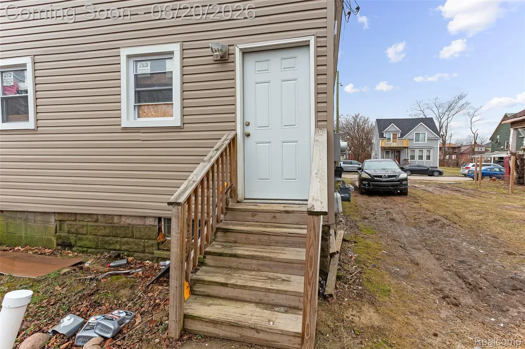 5860 Hazlett Street Detroit City MI 48210
