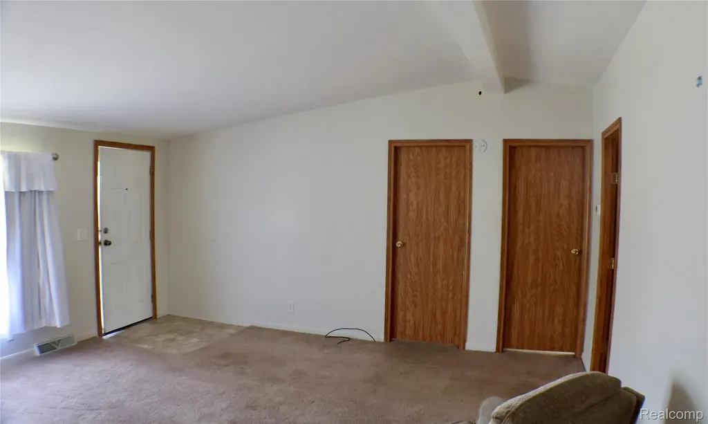 8171 Chickadee Court Tittabawassee Township MI