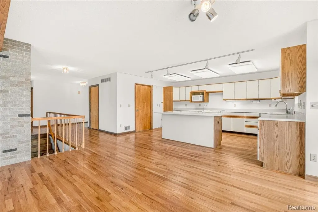 2422 Forrister Drive Adrian Township MI 49221
