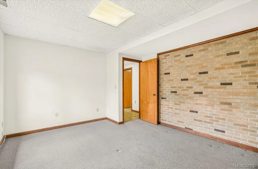 2422 Forrister Drive Adrian Township MI 49221