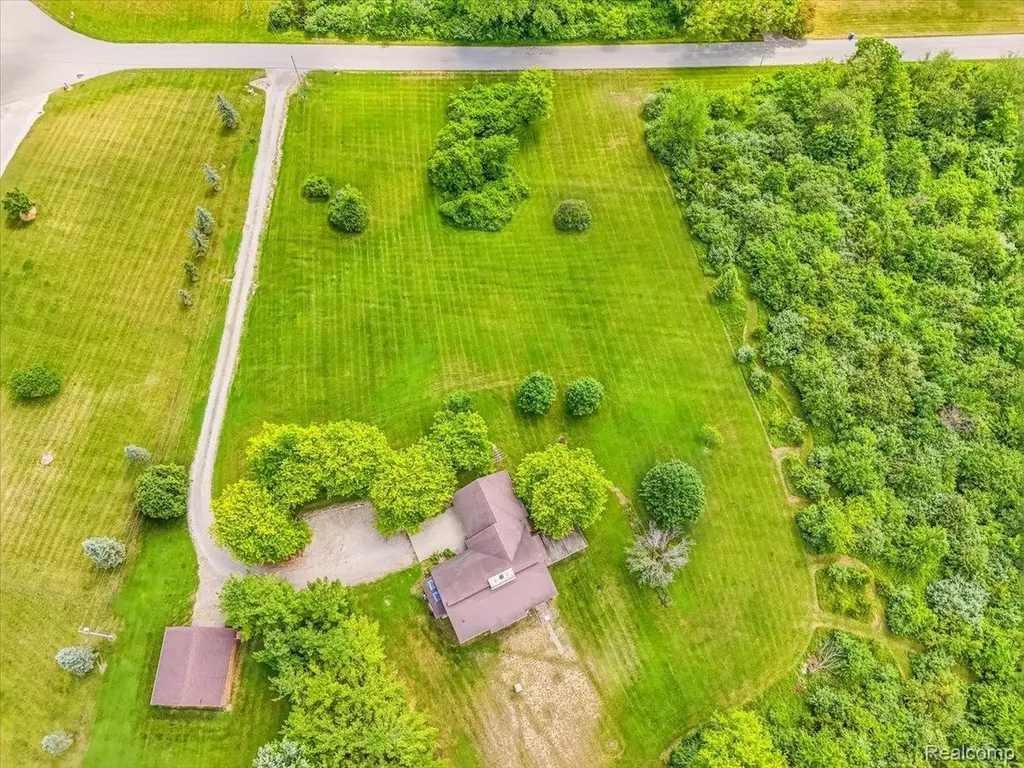 2422 Forrister Drive Adrian Township MI 49221