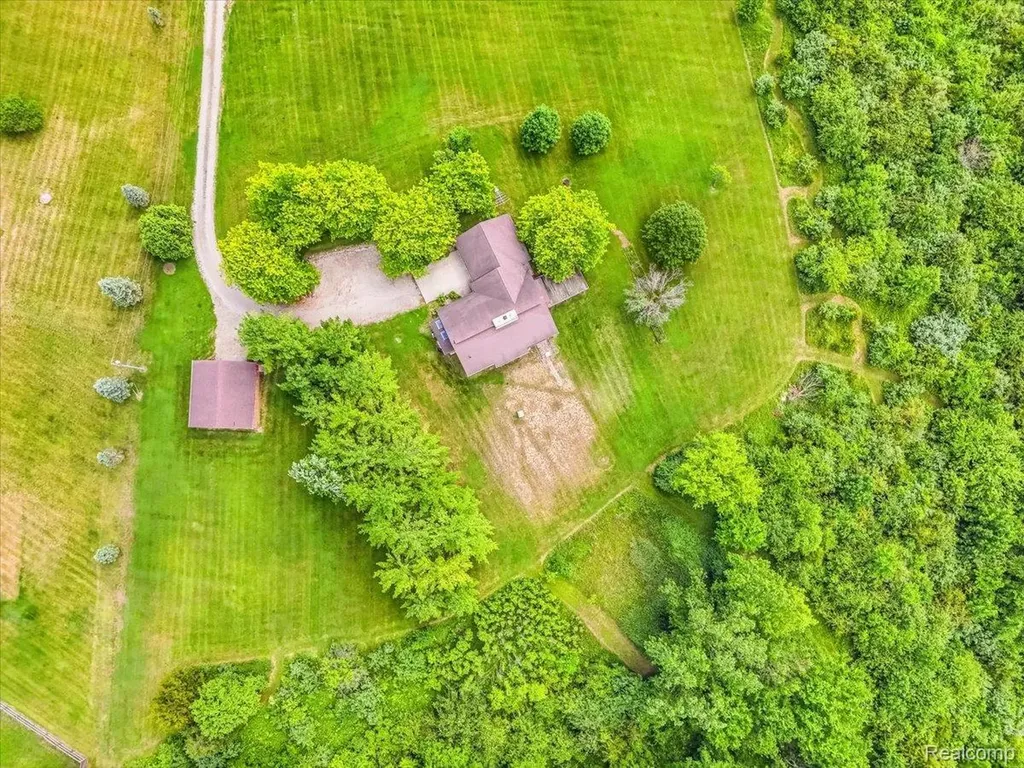 2422 Forrister Drive Adrian Township MI 49221