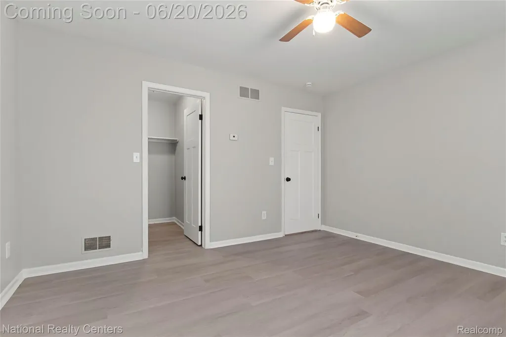 26862 Yale Street Detroit City MI 48141