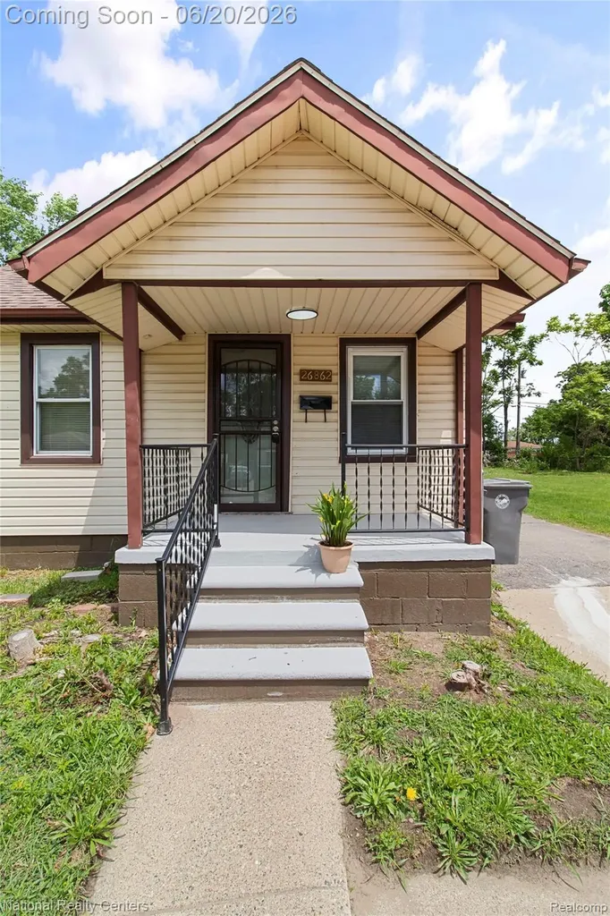 26862 Yale Street Detroit City MI 48141