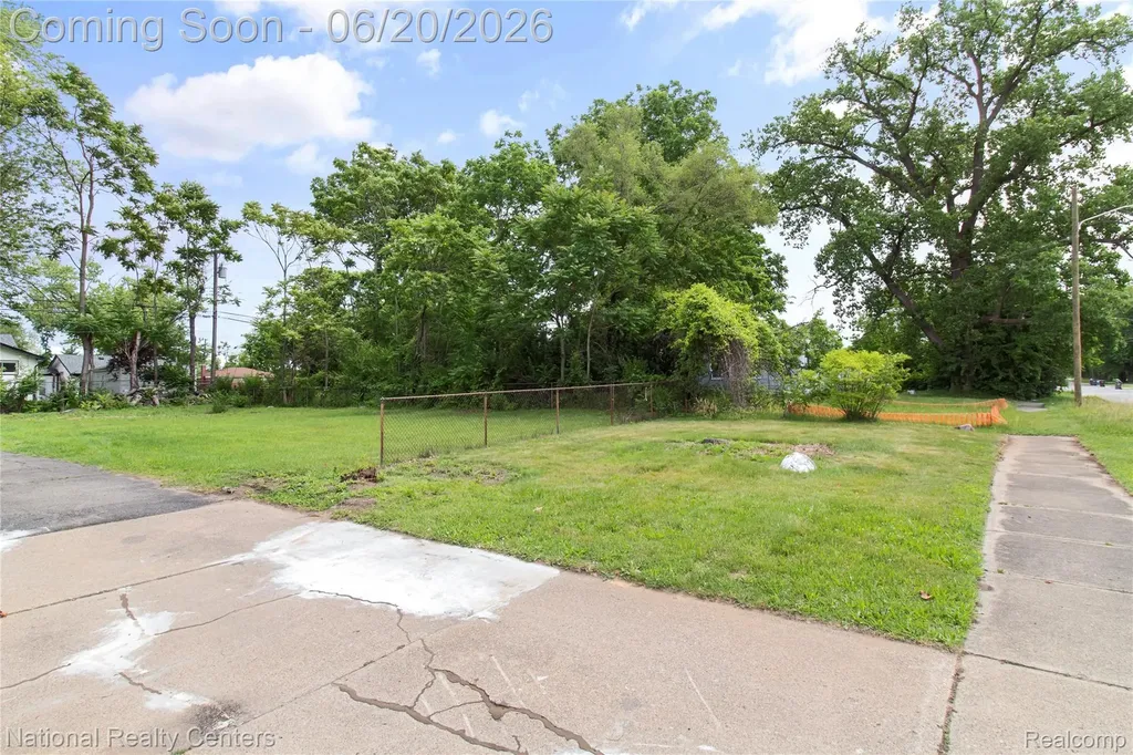 26862 Yale Street Detroit City MI 48141