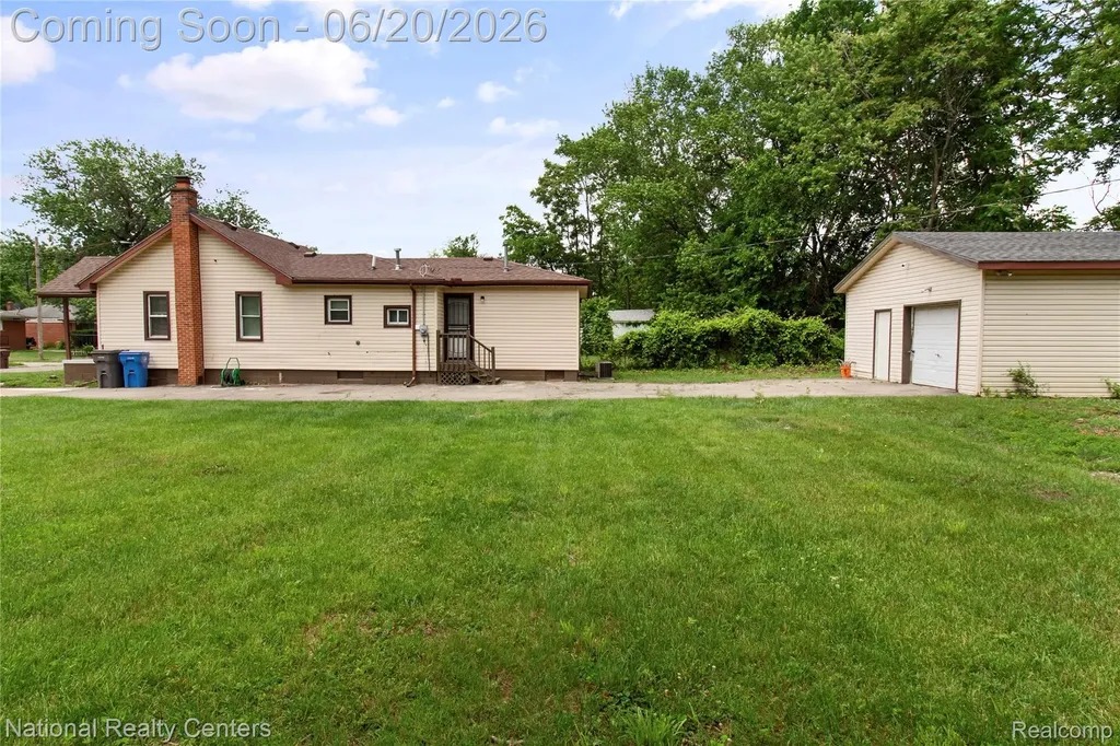 26862 Yale Street Detroit City MI 48141