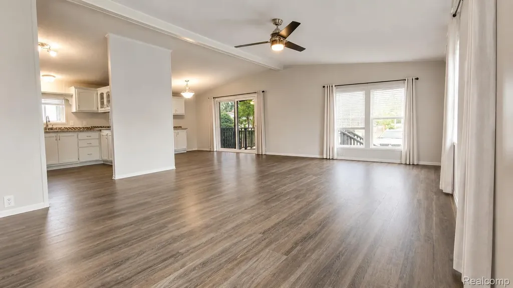 295 Bud Lane Lyon Charter Township MI 48167