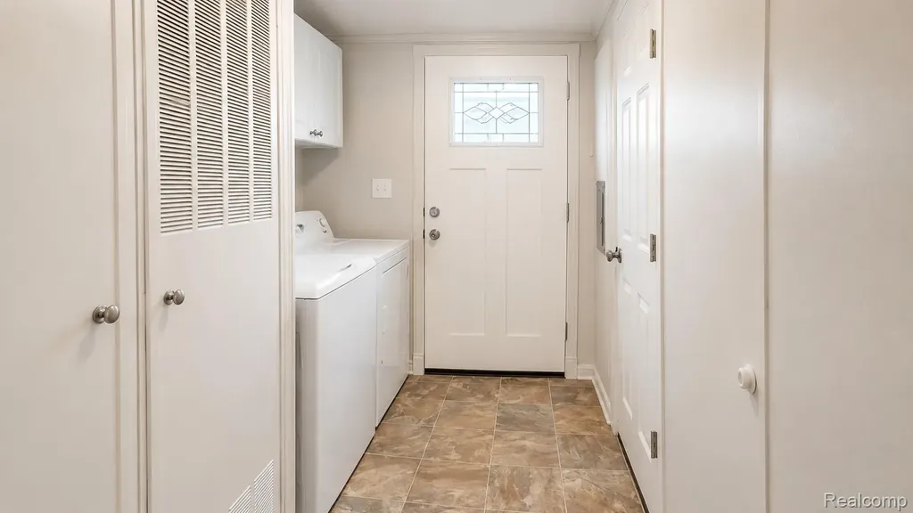 295 Bud Lane Lyon Charter Township MI 48167