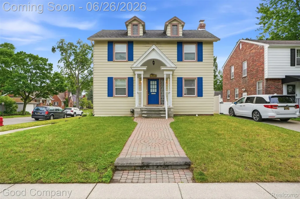 1956 Pinecrest Drive Ferndale City MI 48220
