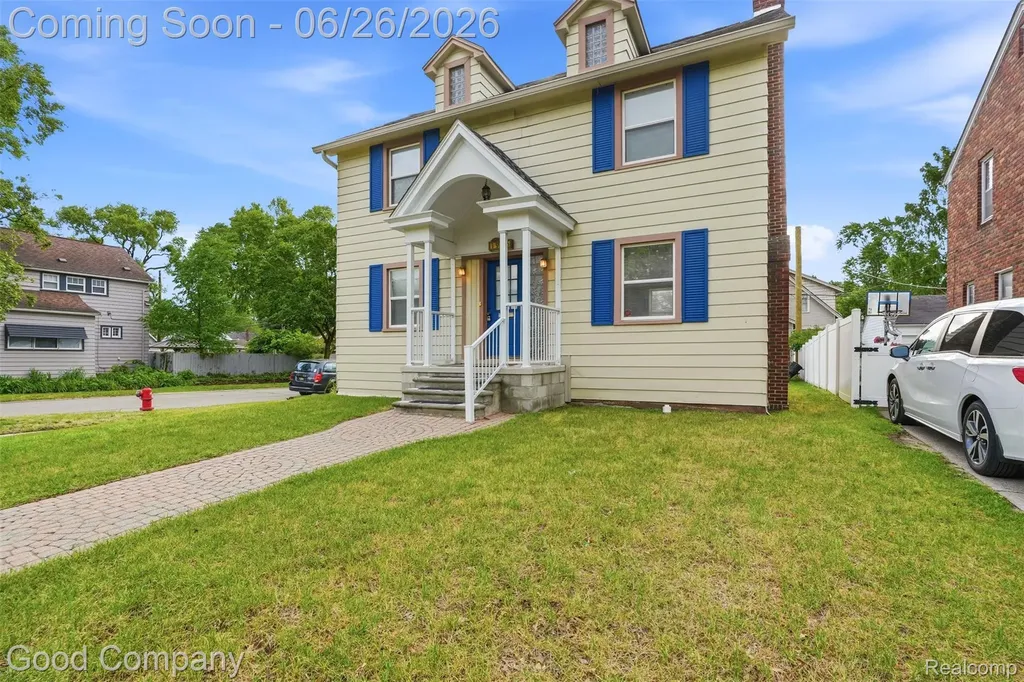 1956 Pinecrest Drive Ferndale City MI 48220