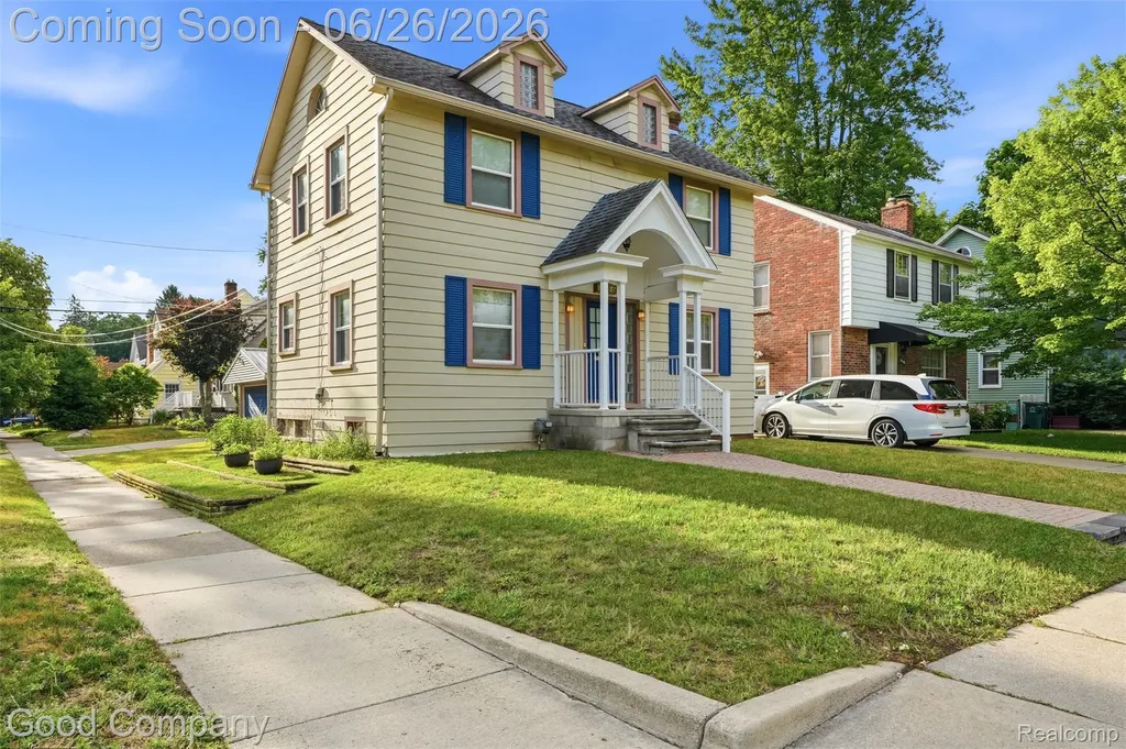 1956 Pinecrest Drive Ferndale City MI 48220