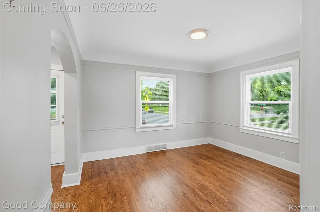 1956 Pinecrest Drive Ferndale City MI 48220