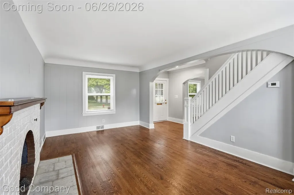 1956 Pinecrest Drive Ferndale City MI 48220