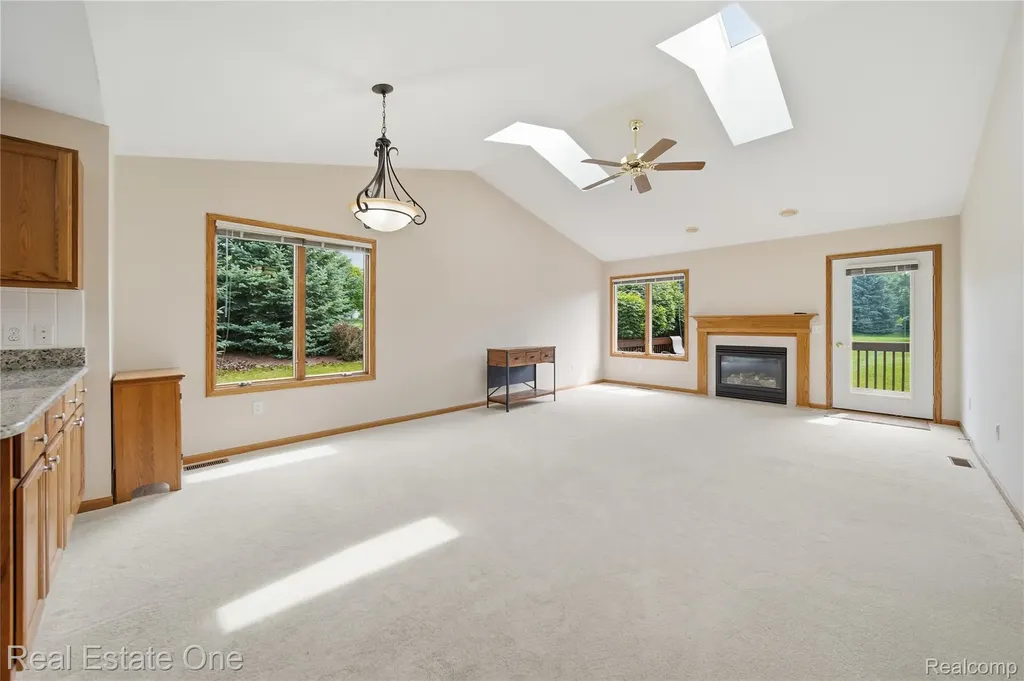 1214 Mountain Ash Drive Brighton City MI 48116