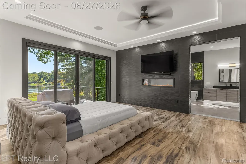 5029 Forest Valley Drive Independence Charter Township MI 48348