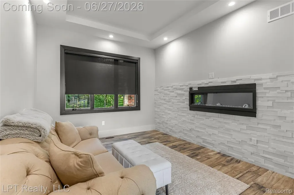 5029 Forest Valley Drive Independence Charter Township MI 48348
