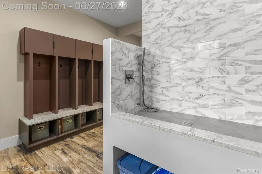 5029 Forest Valley Drive Independence Charter Township MI 48348