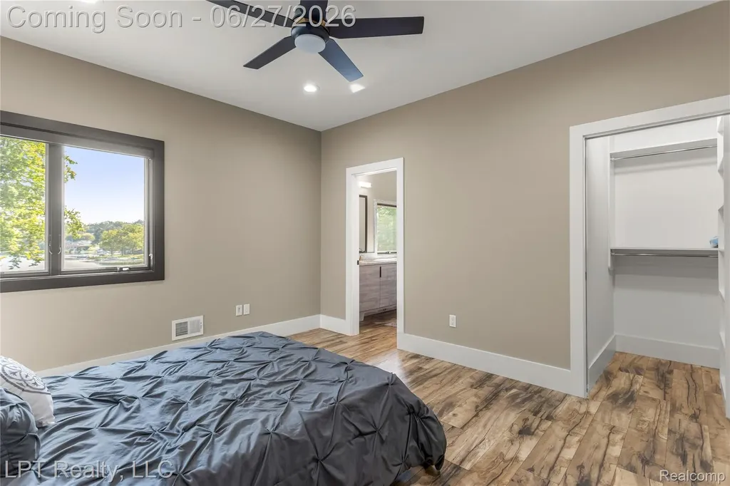 5029 Forest Valley Drive Independence Charter Township MI 48348