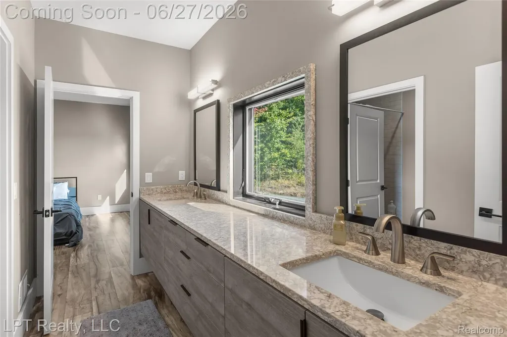 5029 Forest Valley Drive Independence Charter Township MI 48348