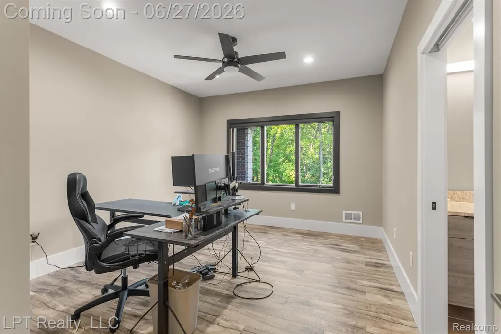 5029 Forest Valley Drive Independence Charter Township MI 48348
