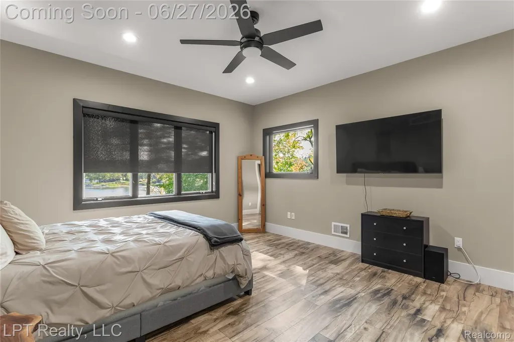 5029 Forest Valley Drive Independence Charter Township MI 48348