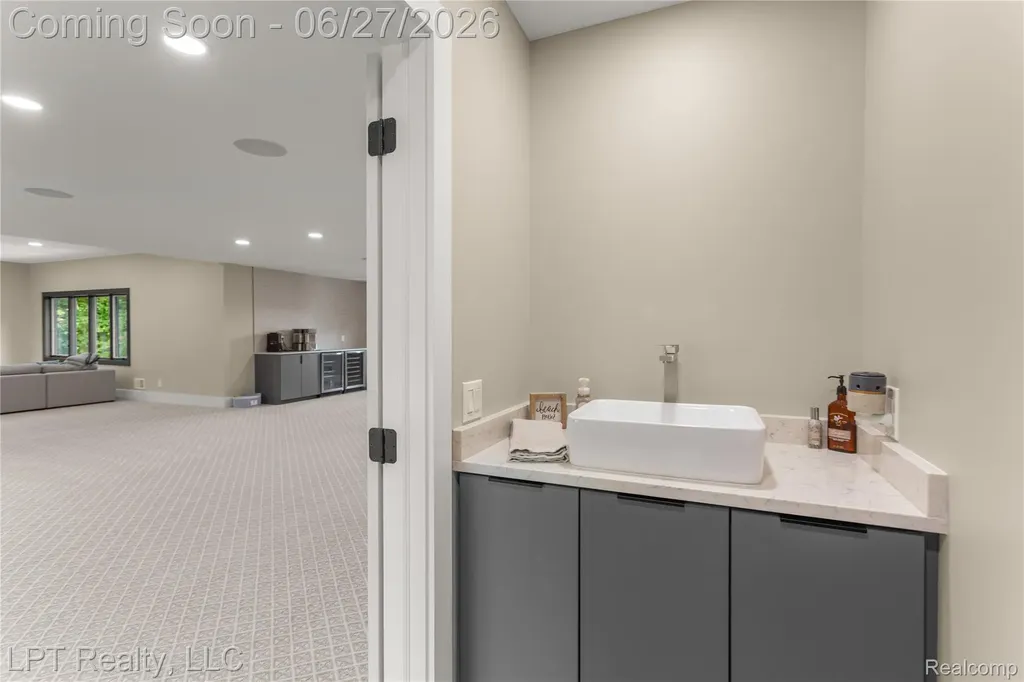 5029 Forest Valley Drive Independence Charter Township MI 48348