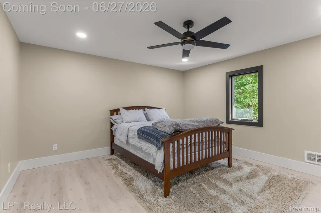 5029 Forest Valley Drive Independence Charter Township MI 48348