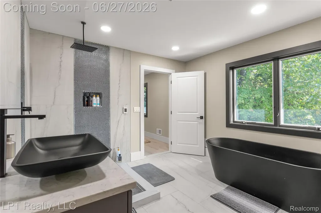 5029 Forest Valley Drive Independence Charter Township MI 48348