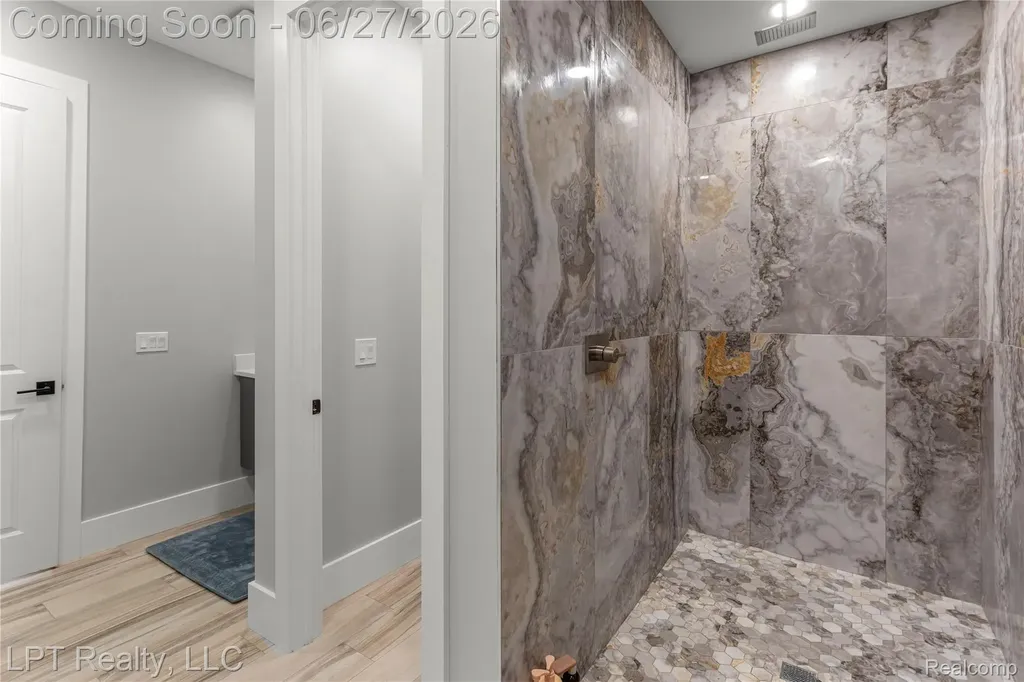 5029 Forest Valley Drive Independence Charter Township MI 48348
