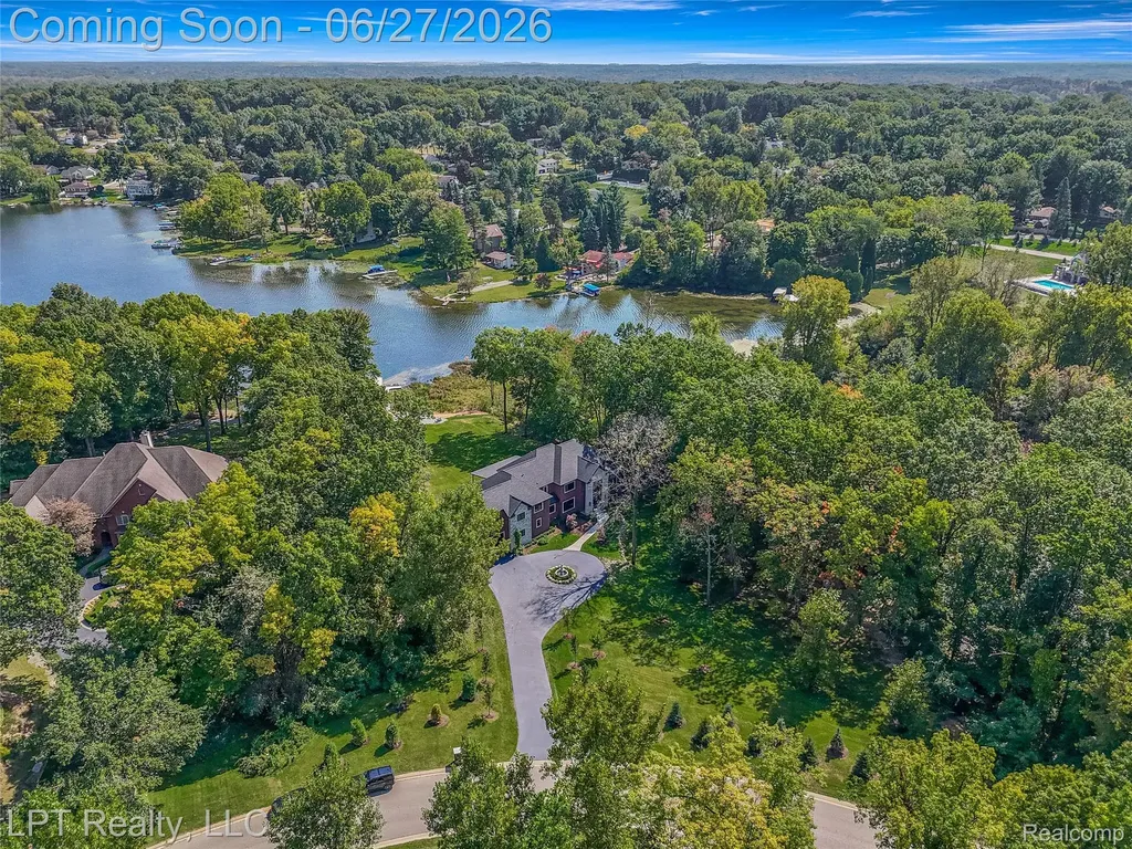 5029 Forest Valley Drive Independence Charter Township MI 48348
