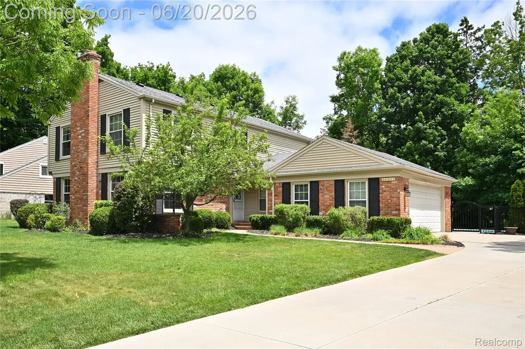 31310 Foxboro Way Beverly Hills Village MI 48025
