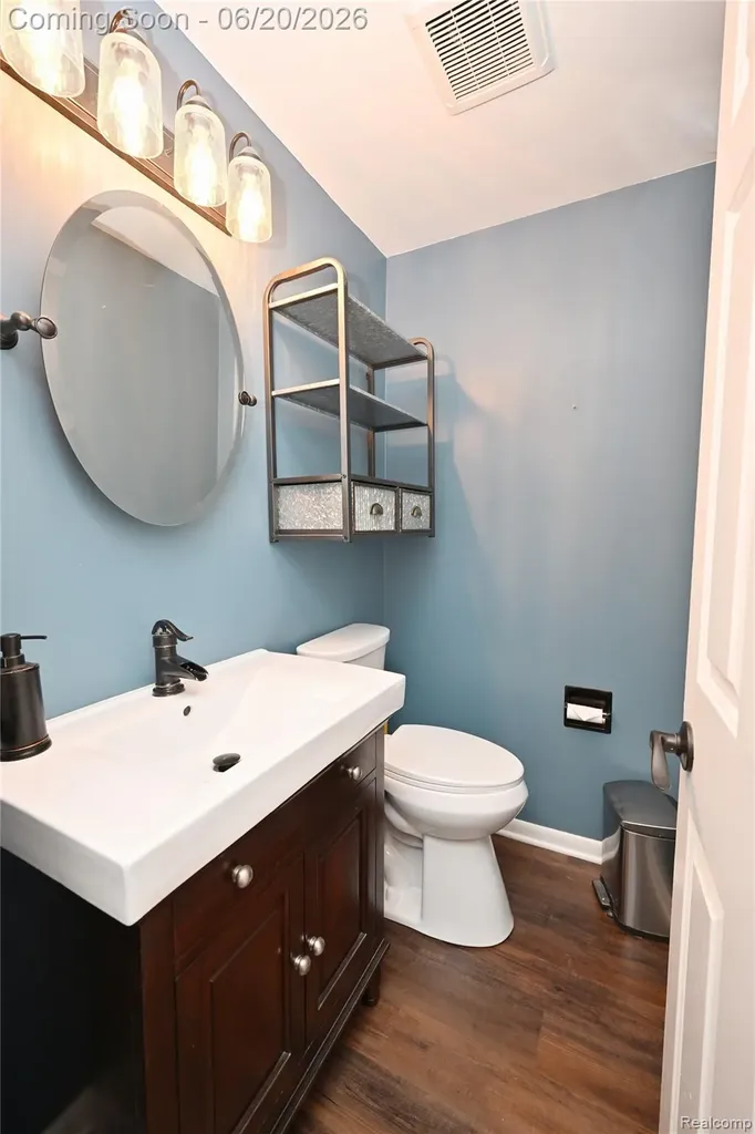 31310 Foxboro Way Beverly Hills Village MI 48025