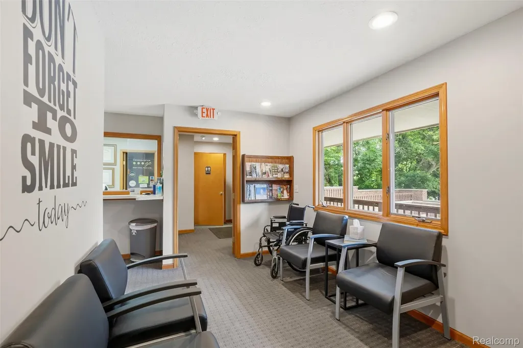 11034 Grand River Road Green Oak Township MI 48116