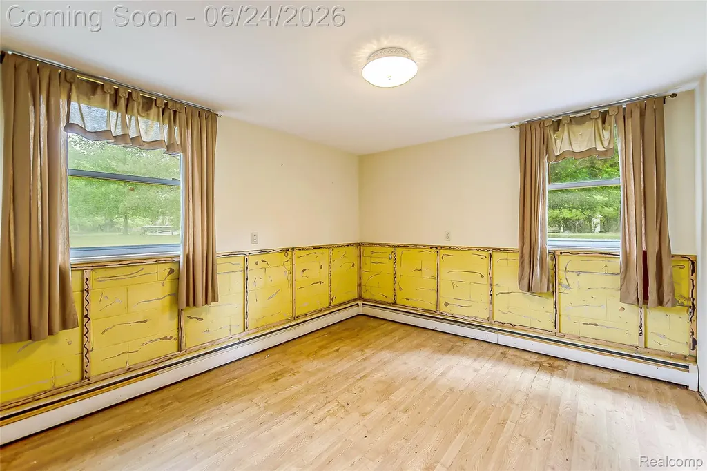 1165 Camelot 1165 Camelot Drive Putnam Township MI 48169