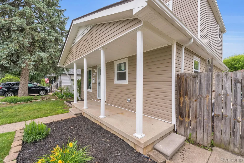 6530 Madison Street Taylor City MI 48180