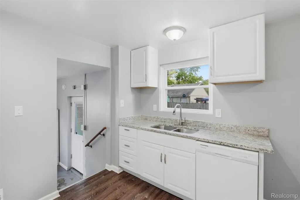 3050 Grayson Street Ferndale City MI 48220