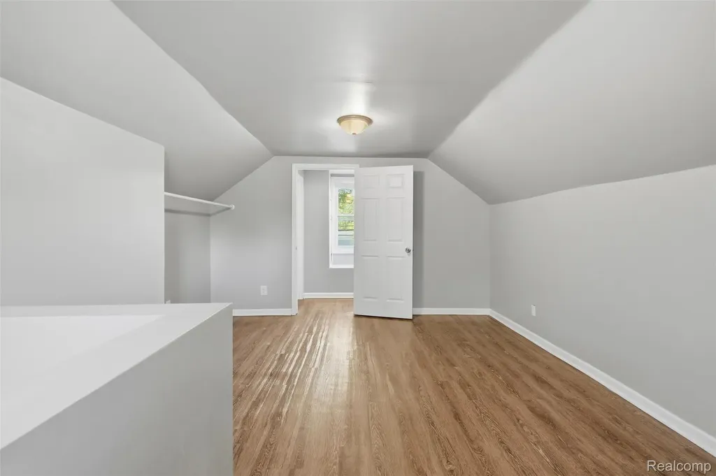3050 Grayson Street Ferndale City MI 48220