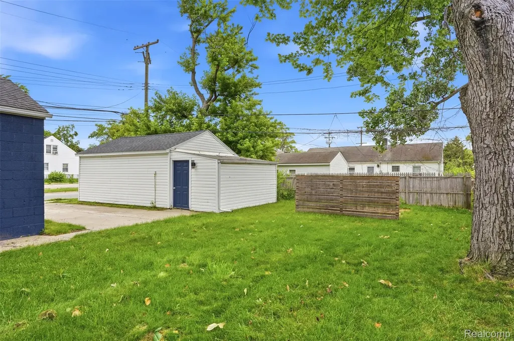 3050 Grayson Street Ferndale City MI 48220