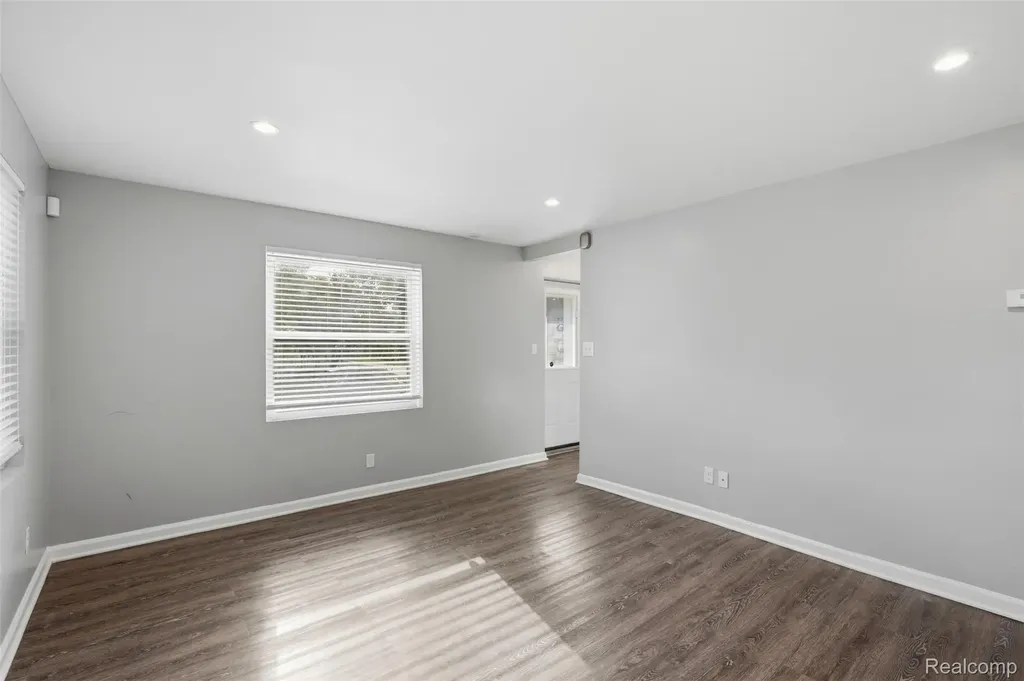 3050 Grayson Street Ferndale City MI 48220