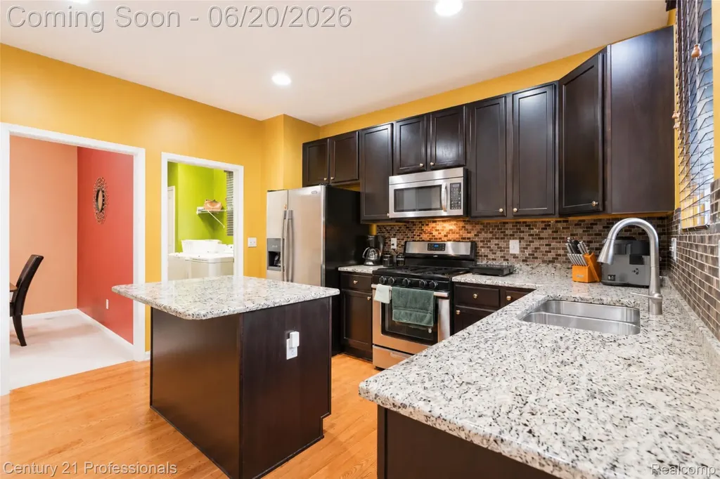 45248 Bartlett Drive Novi City MI 48377
