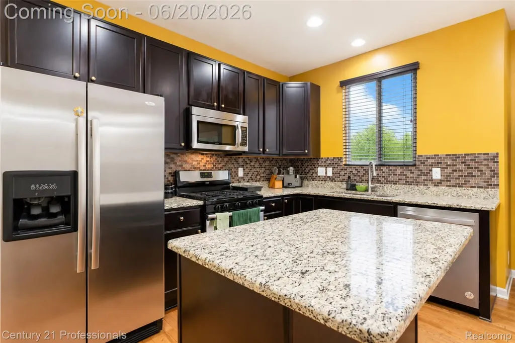 45248 Bartlett Drive Novi City MI 48377