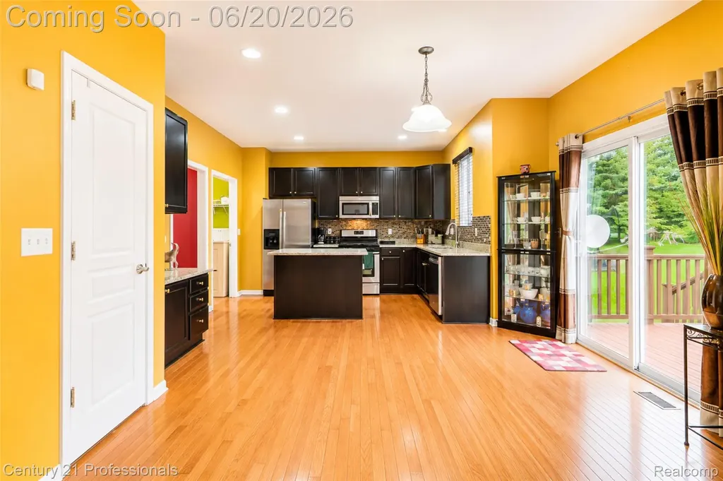 45248 Bartlett Drive Novi City MI 48377