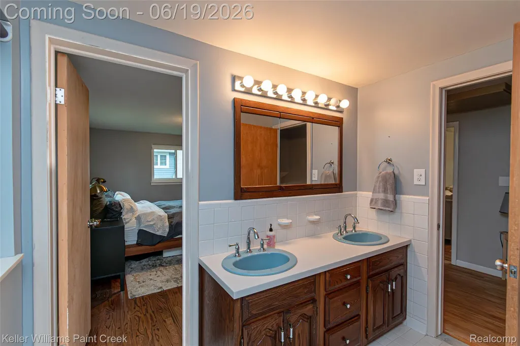 7093 Stonebrook Road West Bloomfield Charter Township MI 48322