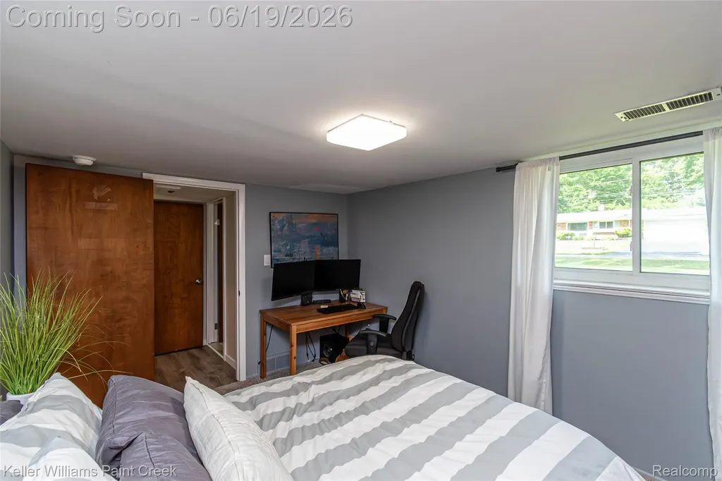 7093 Stonebrook Road West Bloomfield Charter Township MI 48322