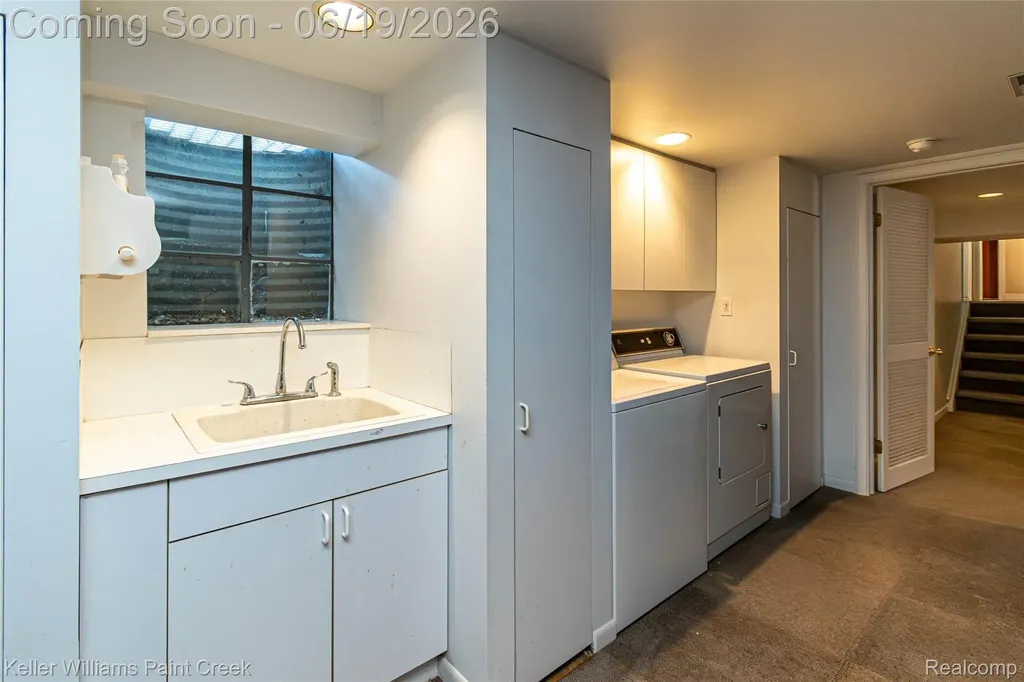 7093 Stonebrook Road West Bloomfield Charter Township MI 48322