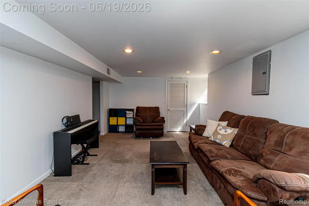 7093 Stonebrook Road West Bloomfield Charter Township MI 48322
