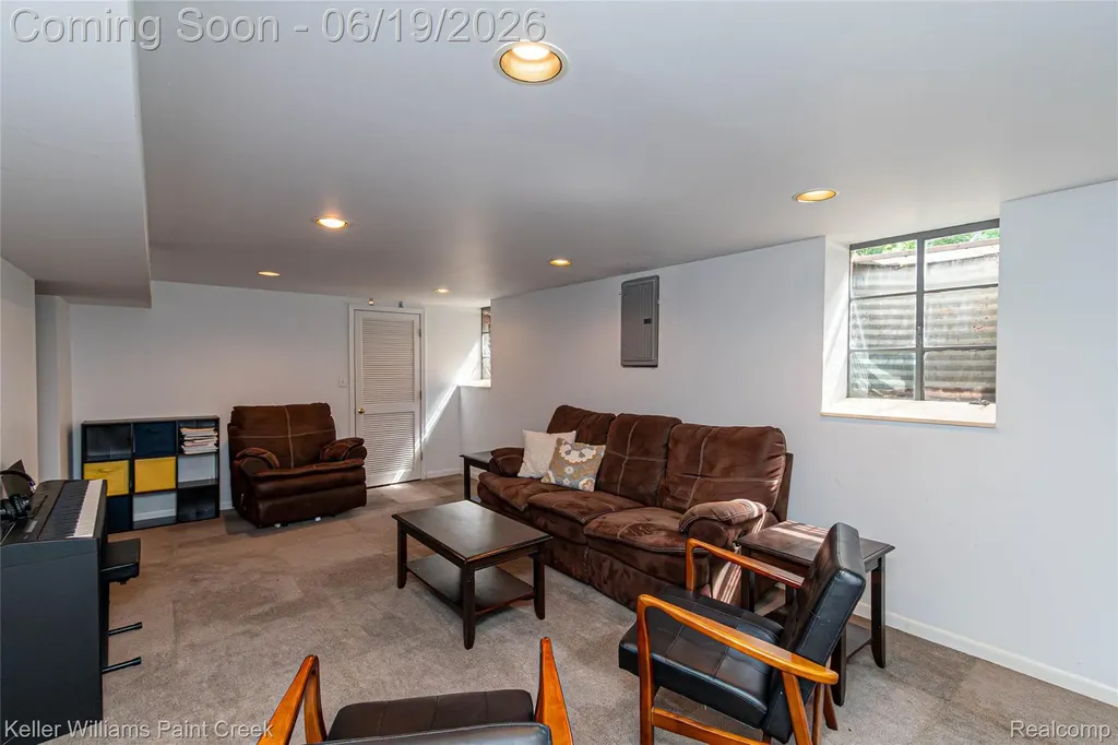 7093 Stonebrook Road West Bloomfield Charter Township MI 48322