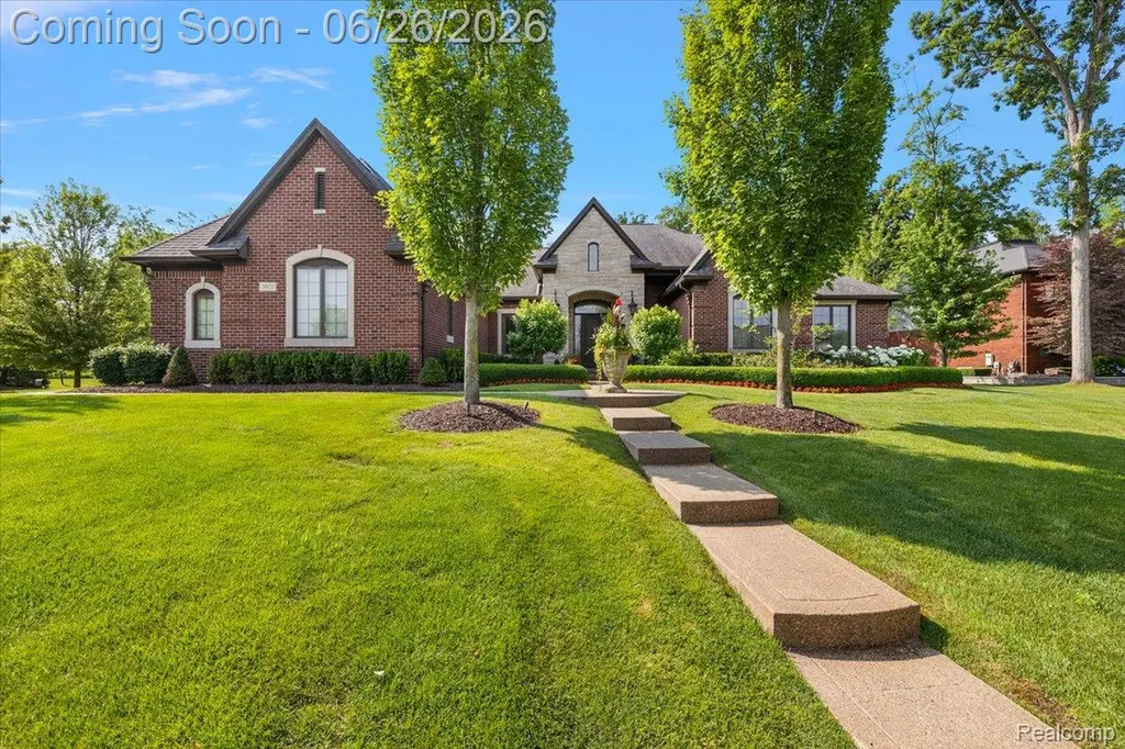 3071 Emeraude Court Oakland Charter Township MI 48306